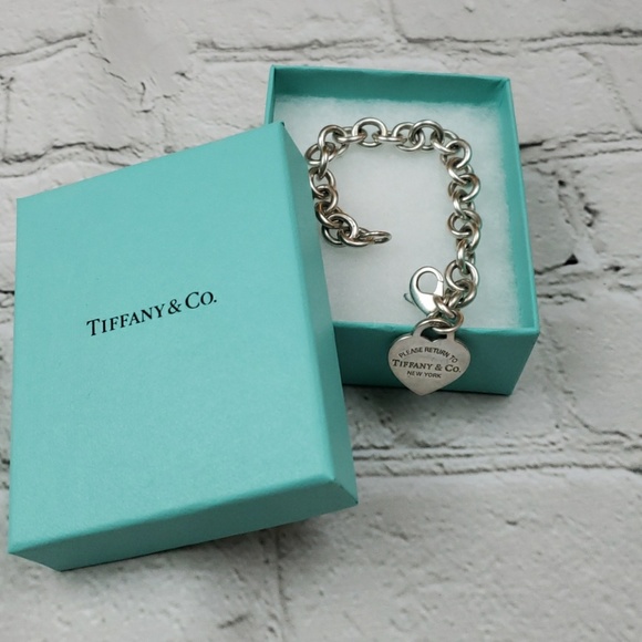 Tiffany & Co. Jewelry - Authentic Tiffany & Co. Heart Tag Bracelet